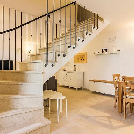 Holiday home Awesome In With Wifi Medulin