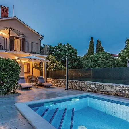 Holiday home Awesome In With Wifi